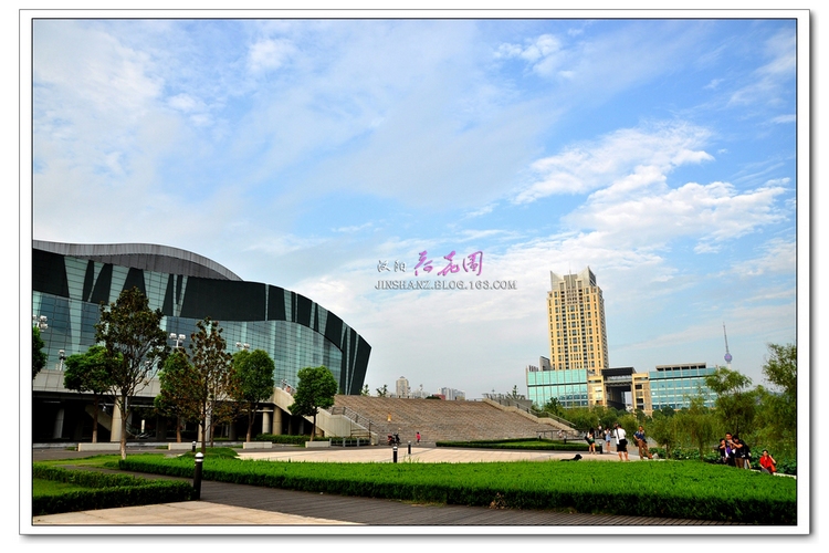 neo_img_pdsc_6960.jpg