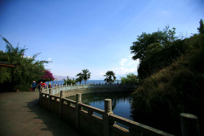 bw3p1440_.jpg