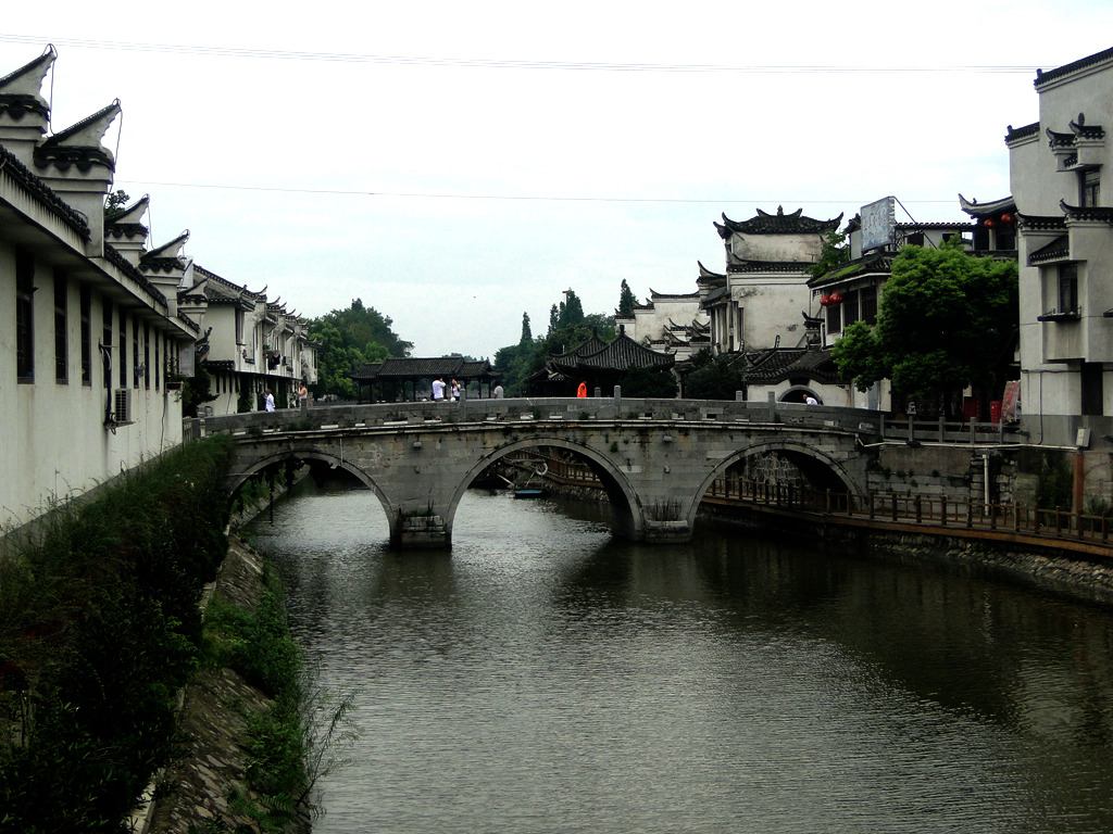 dsc03990_.jpg