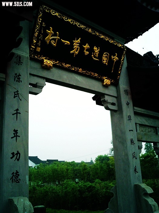 11e0a2604beg213.jpg