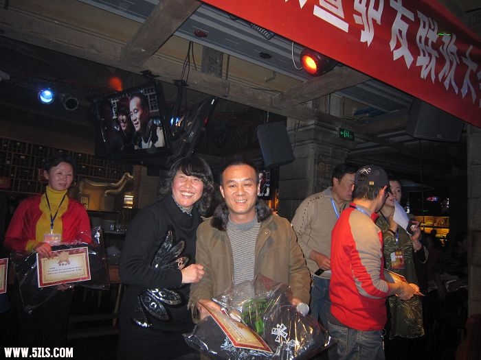蜗牛不会忘记你的奖品是我发给你滴哦！