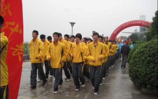 05.jpg