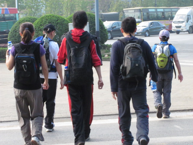 Ƭ 057.jpg