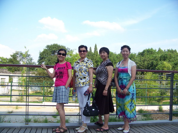 100_1023.jpg