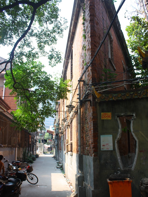 103.jpg