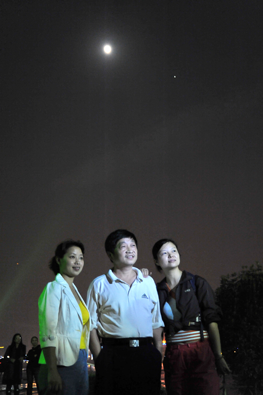 Ƭ 054.jpg