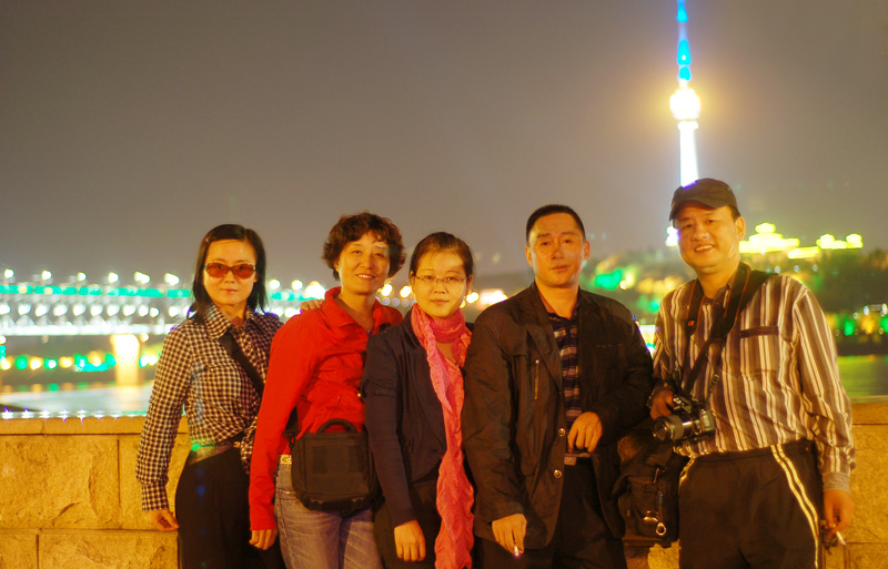 2011.10.4���ڷ���Ӱ��Ů��2.jpg