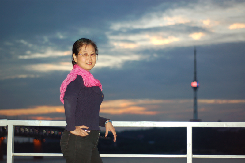2011.10.4���ڷ���Ӱ��Ů�� (17).jpg