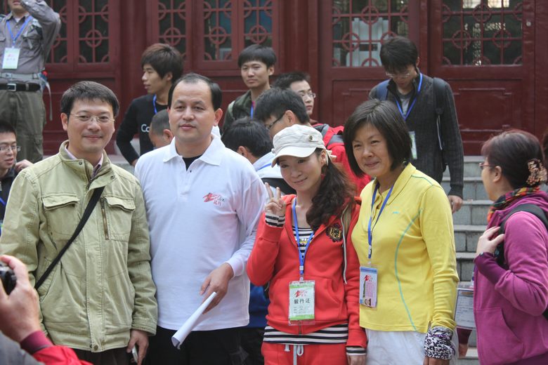 Ƭ 057.jpg
