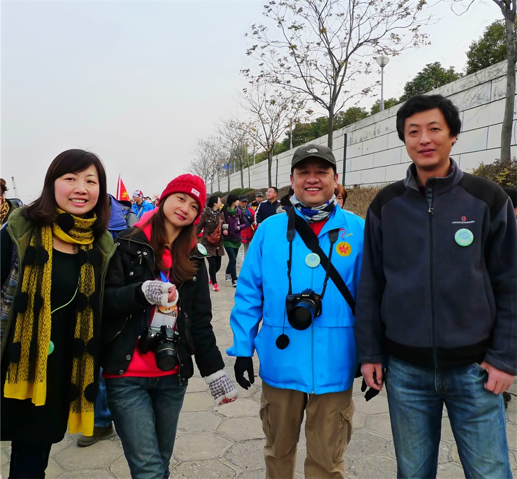 20111218192215727391.jpg