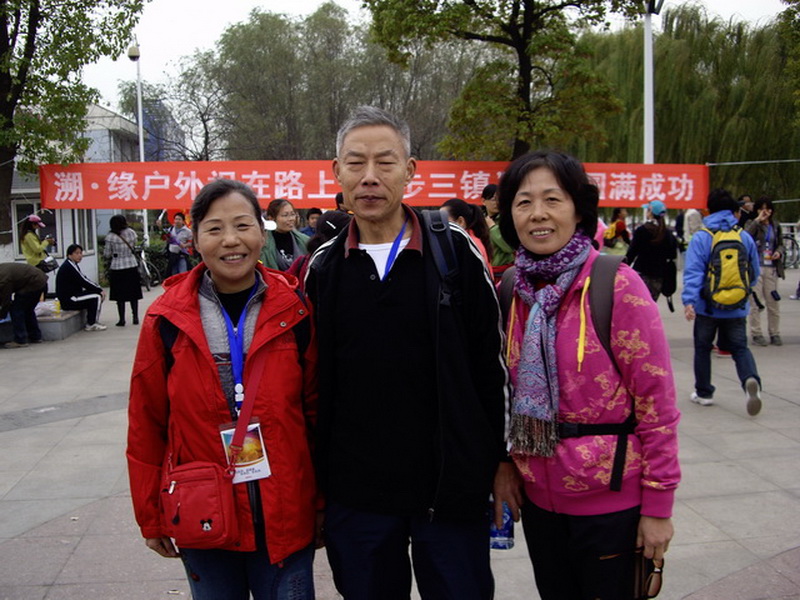 201012120151230685.jpg