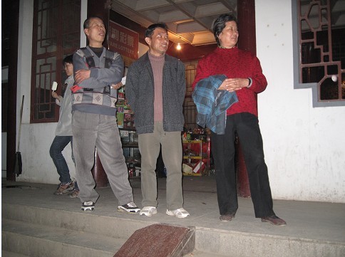 09.jpg