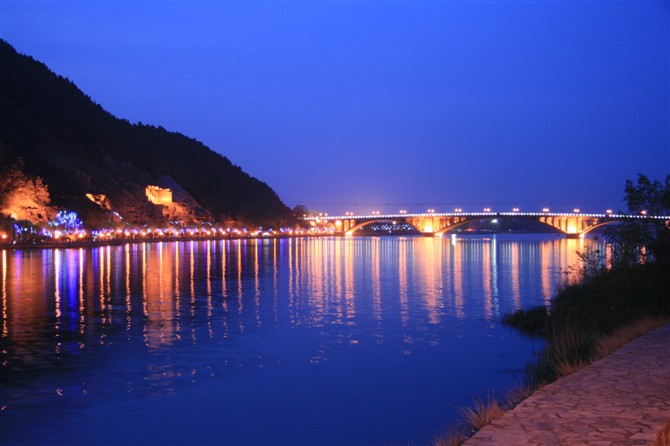 106.jpg