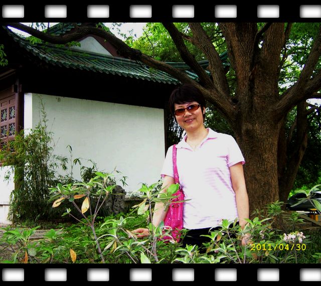 2011551101828000.jpg