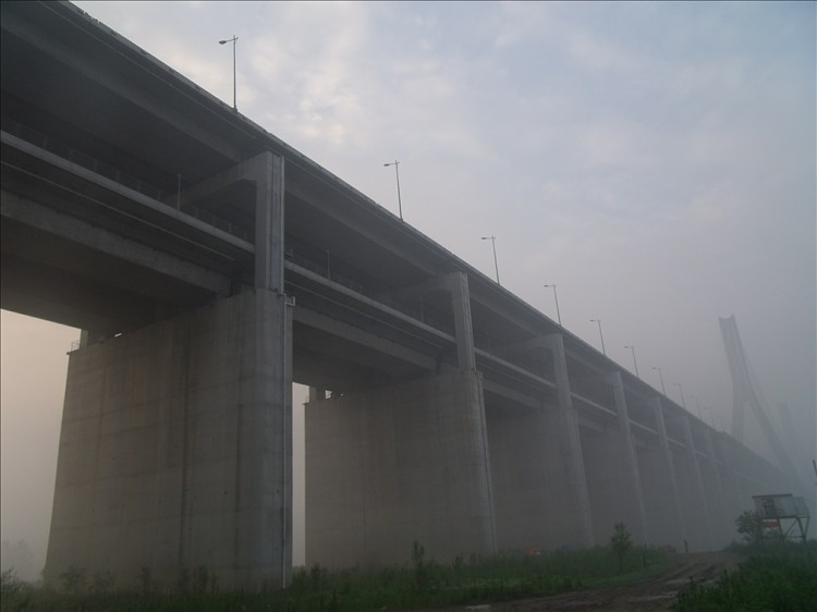  050.jpg