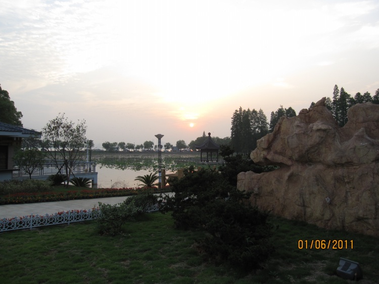 09.jpg