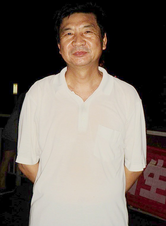 s73f2437.jpg