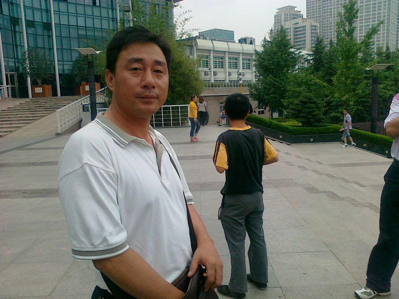 20110603109-1.jpg