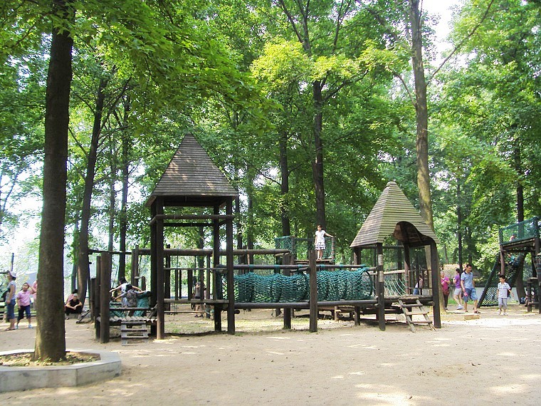 s73f2700.jpg