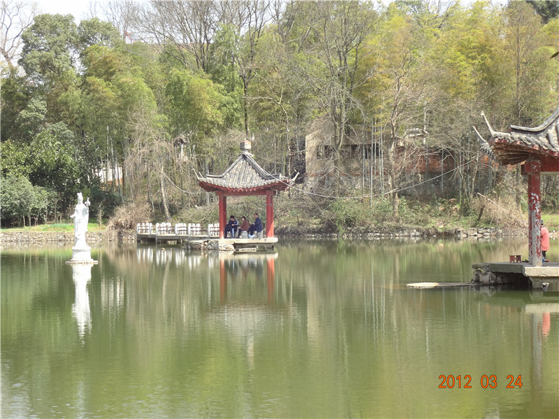 dsc01569_.jpg