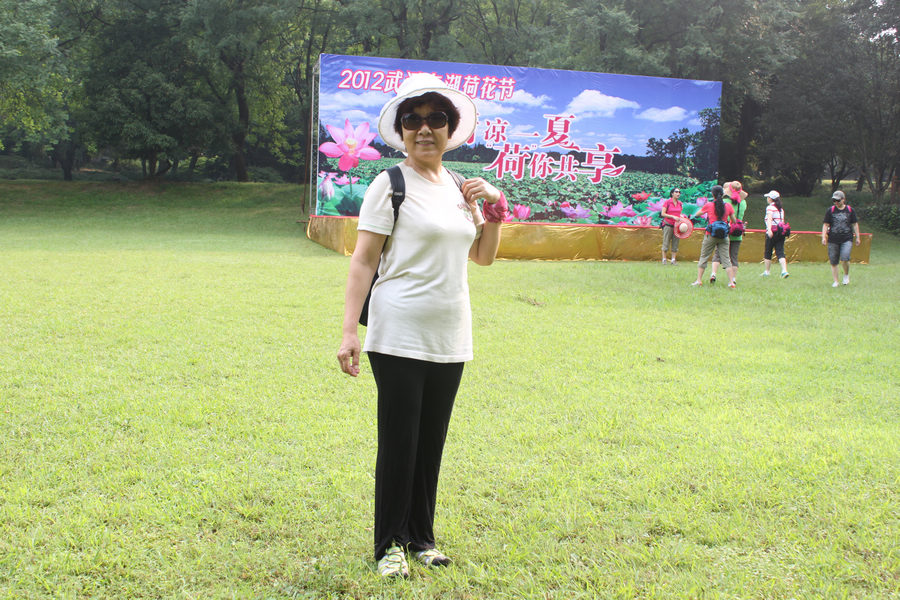 Ƭ 012.jpg