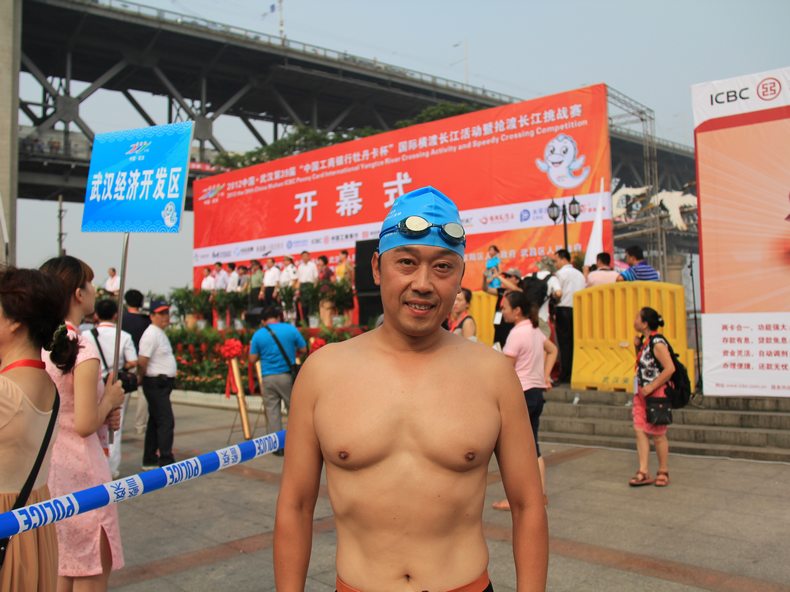 Ƭ 090.jpg