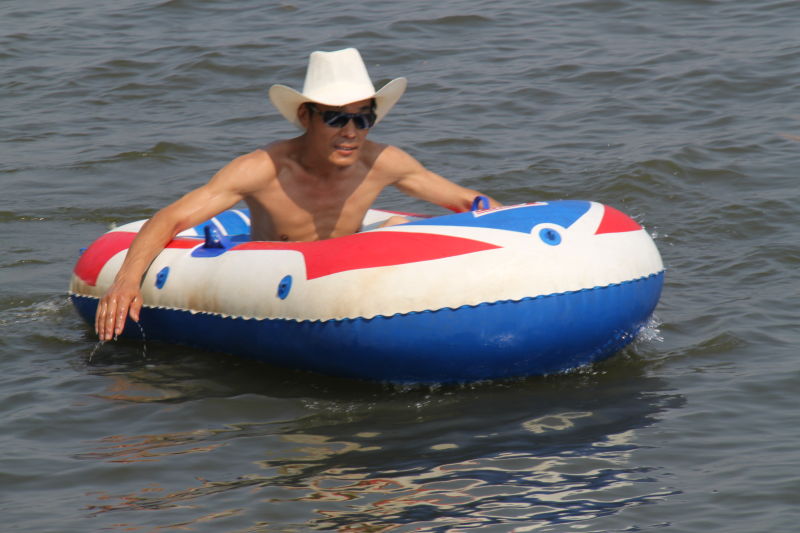 201272911345763669.jpg
