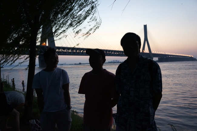 910.jpg