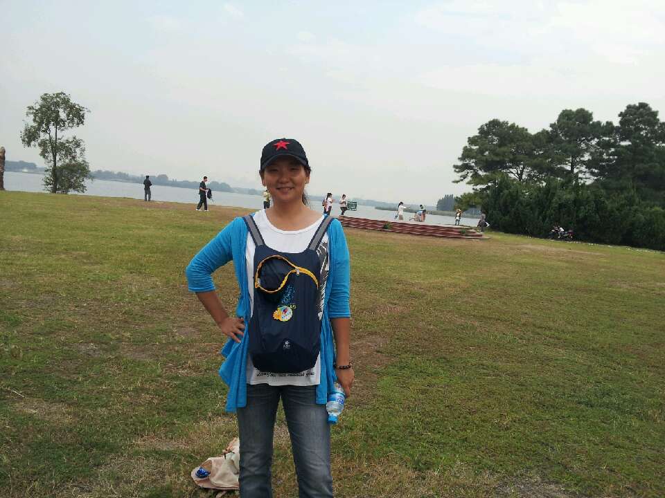 12093003.jpg