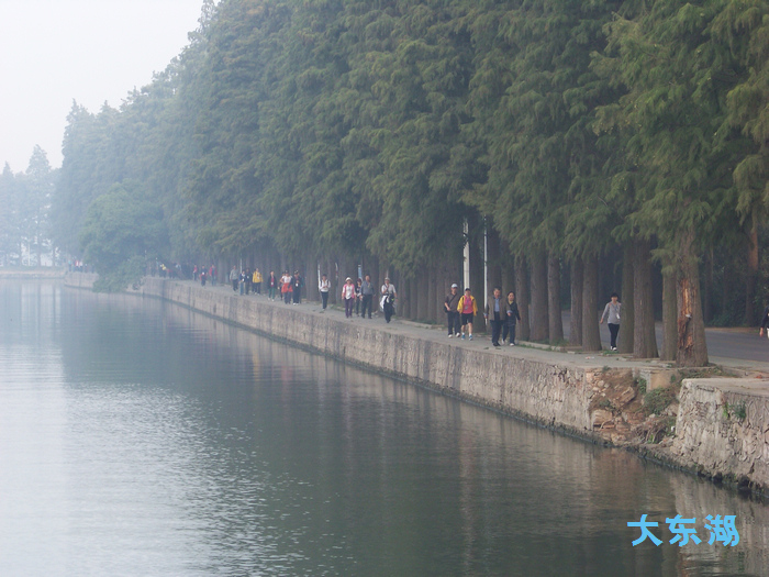 20111030742641413.jpg