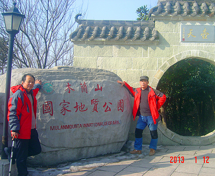dsc01222_.jpg