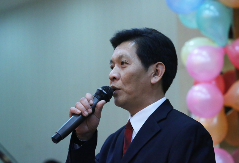 6u0b8885.jpg