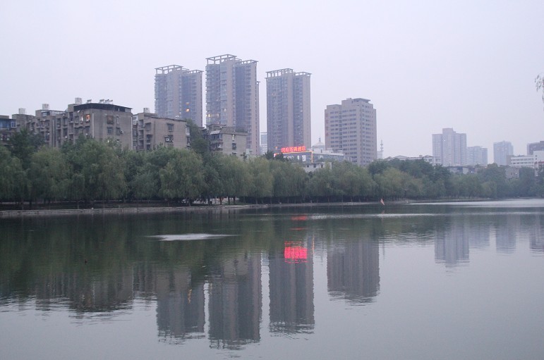 05.jpg