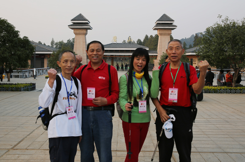 6u0b8172.jpg