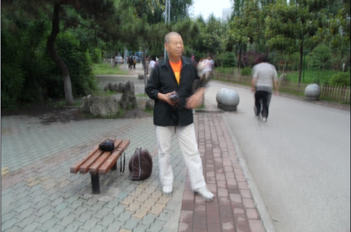 001.jpg