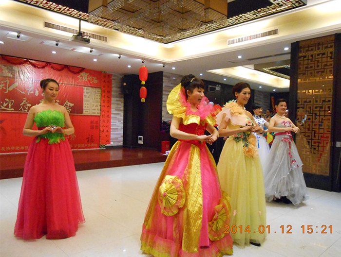 Ƭ 061.jpg