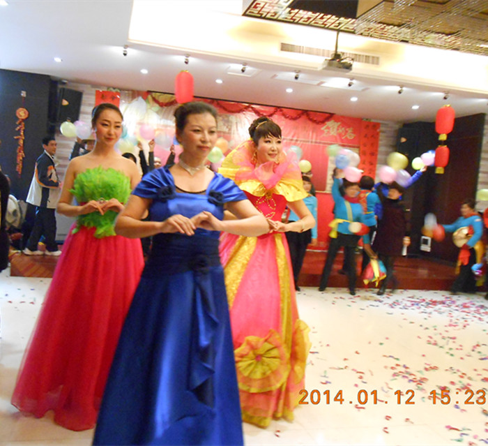 Ƭ 070.jpg