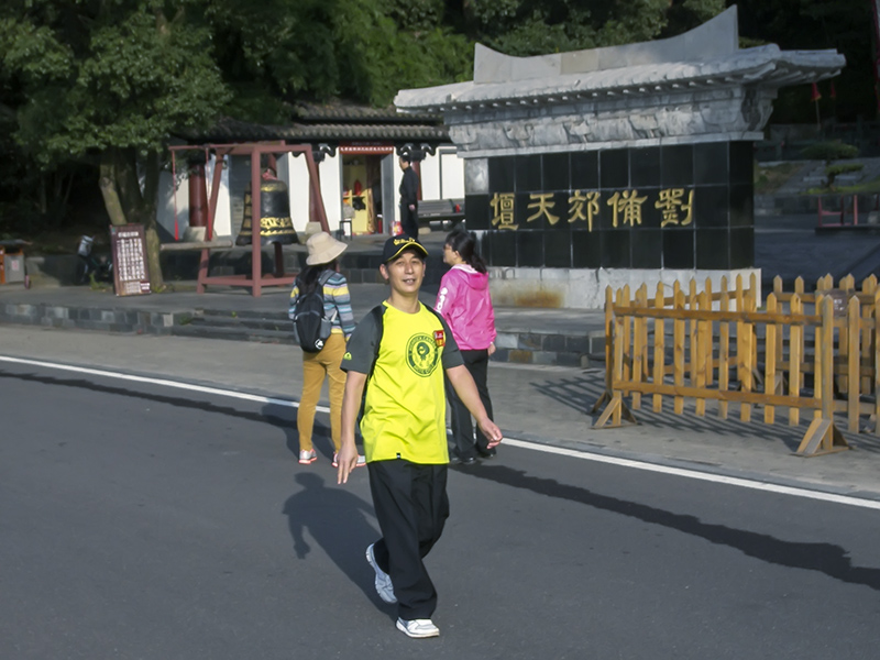 100_9091 02.jpg