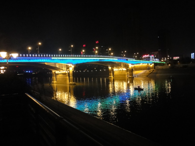 dsc08040.jpg