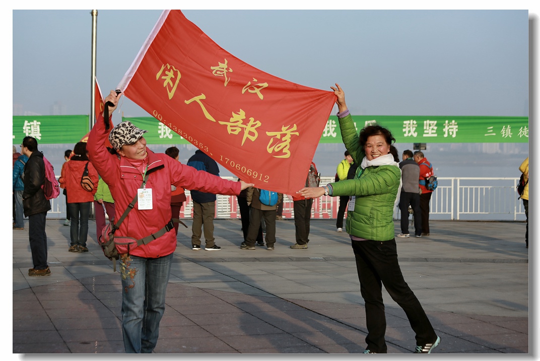 7b5a7352_dh.jpg