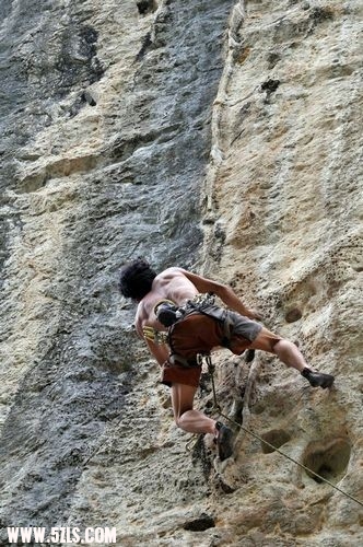 165709z03kg003303yiz3k.jpg