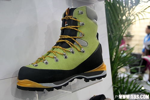 142623hk8x7xz7lr8exxr7.jpg